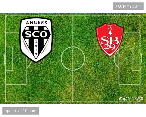 半场战报：里昂三次高效反击得手，客场3-0领先布雷斯特